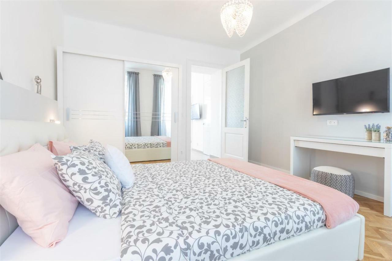 Apartment Alba Rijeka Eksteriør bilde